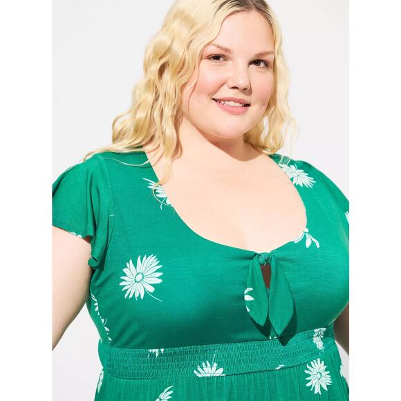 NWT Torrid Super Soft Tie Front Keyhole Babydoll Top Shirt Plus Size: 3X (22/24) - Picture 3 of 4